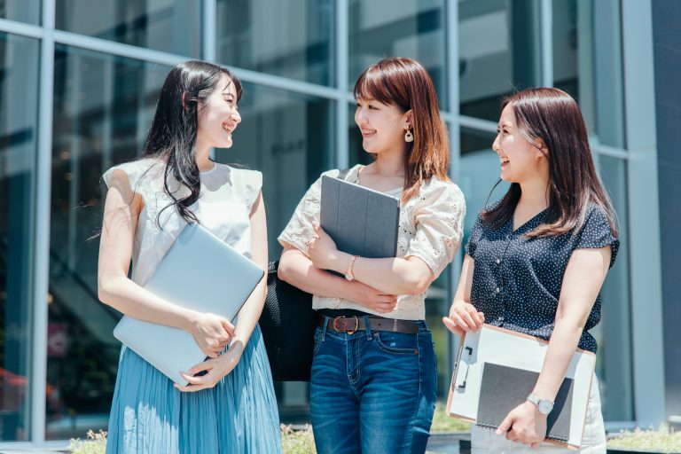 医学部入学者に占める女子の割合は？女子学生の比率が高い医学部ランキングも紹介