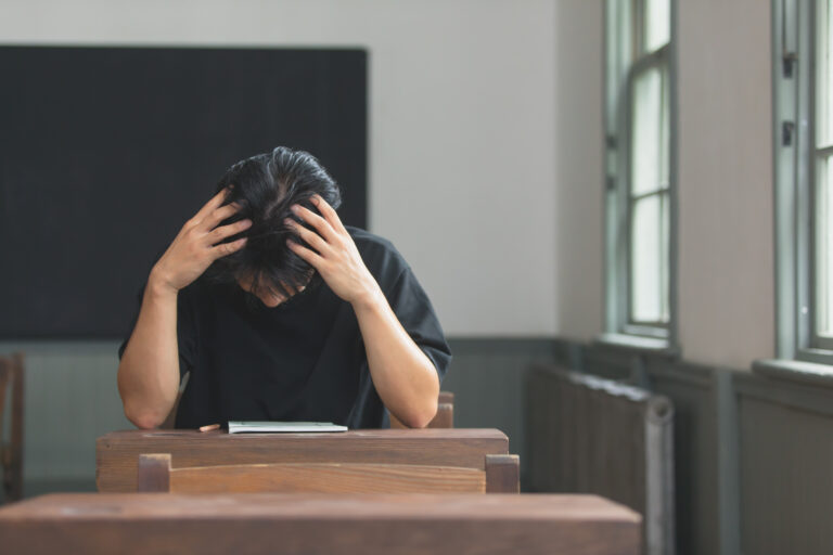 浪人生がアルバイトをすると受験に落ちる？おすすめのアルバイトや両立のポイントを解説