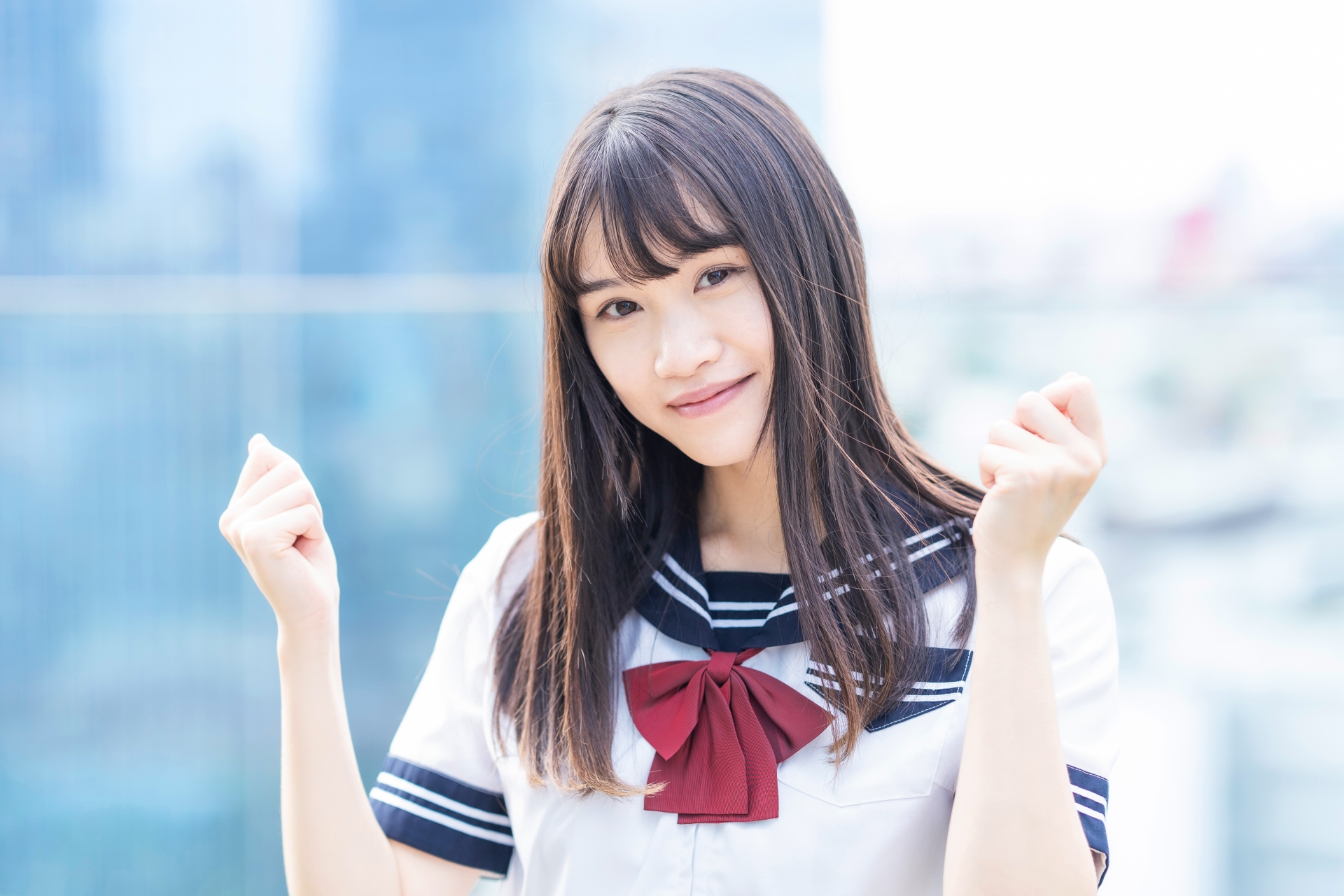 応援する女子高生