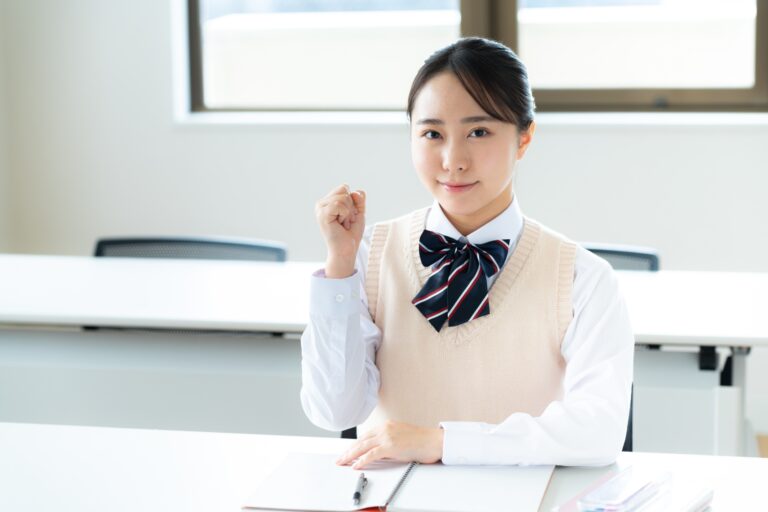 勉強の効率と時間帯は関係ある？15分学習やポモドーロ勉強法についても解説