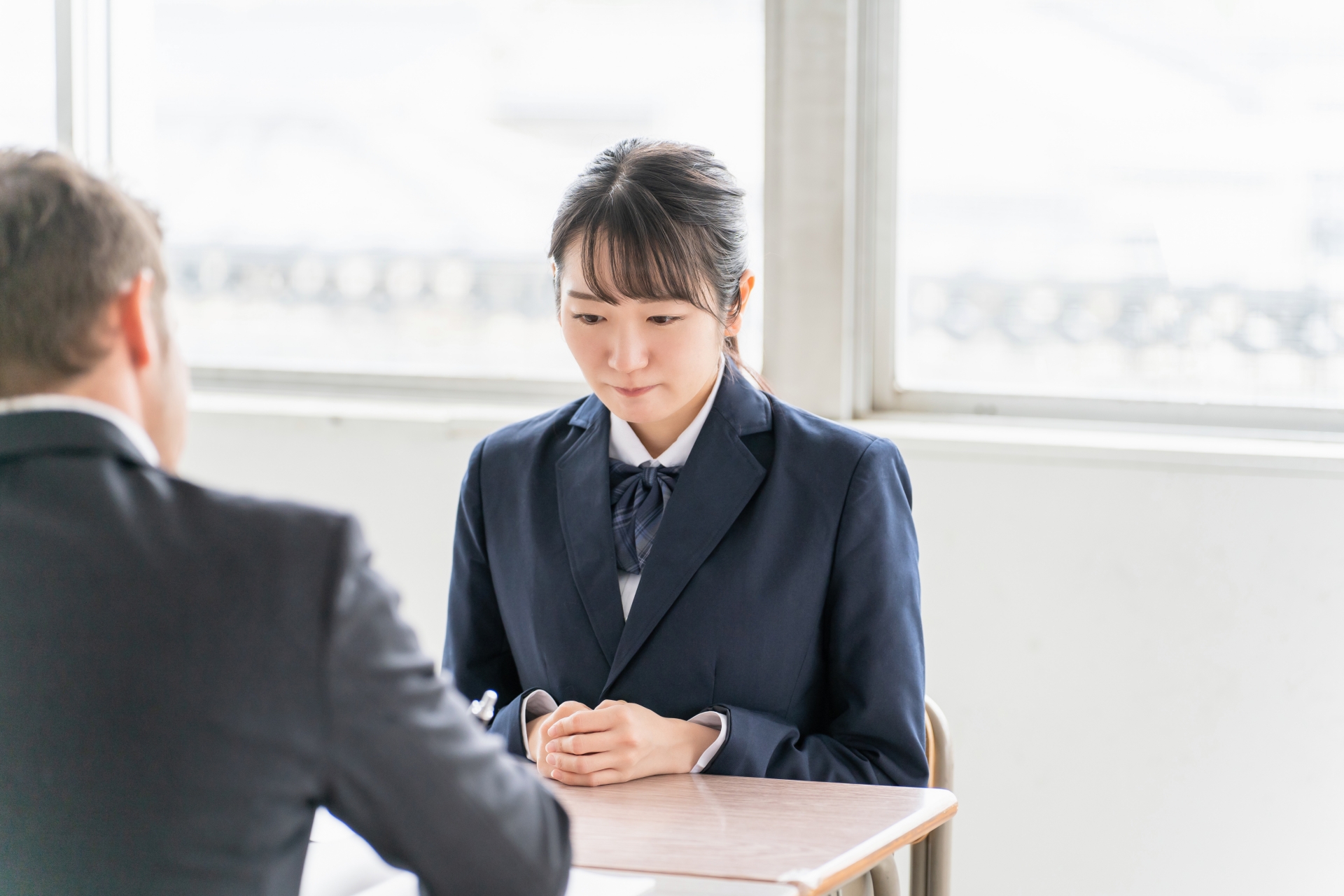 成績低下に困る先生と生徒（進路相談）