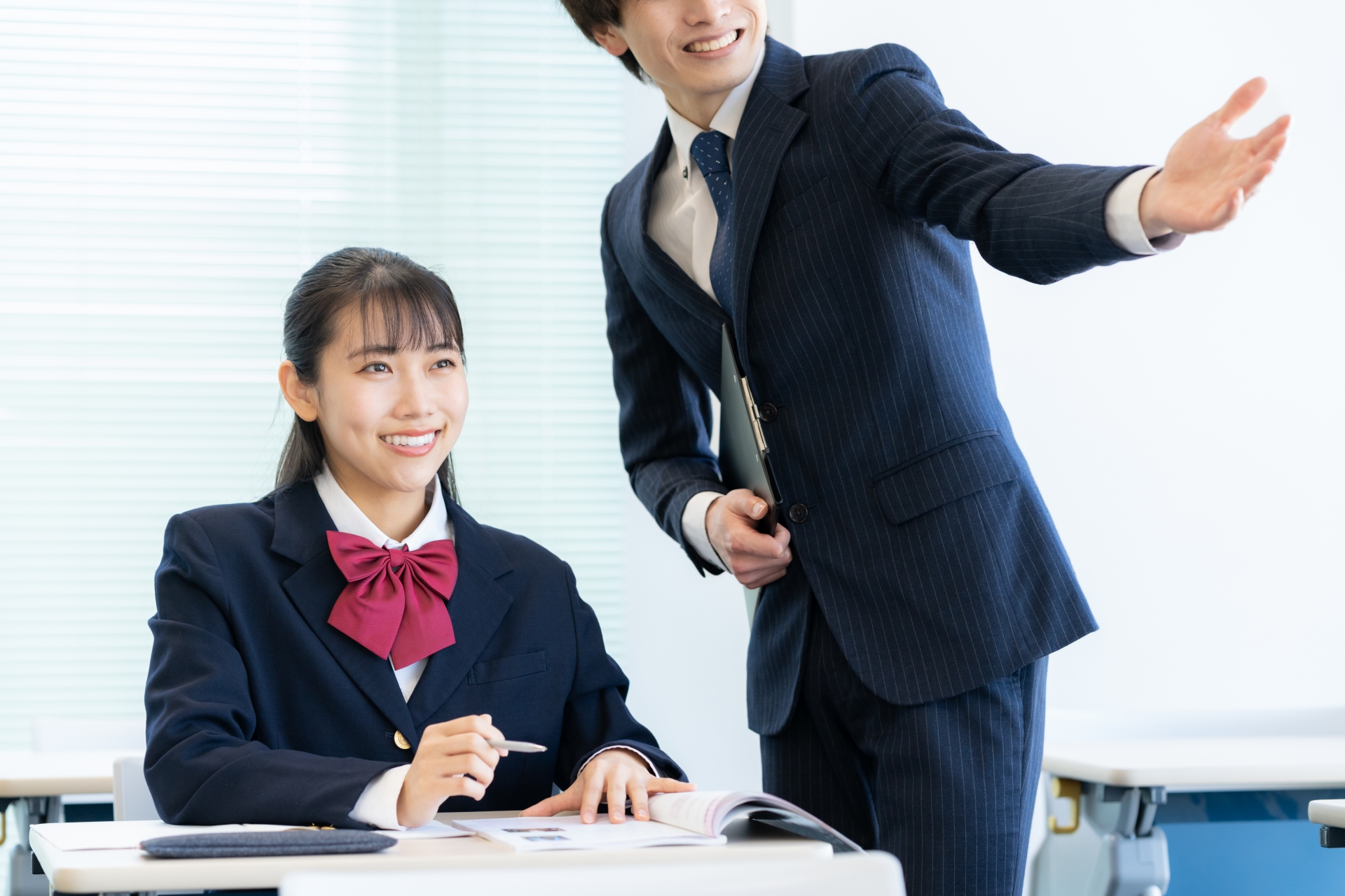 身振りで勉強を教える