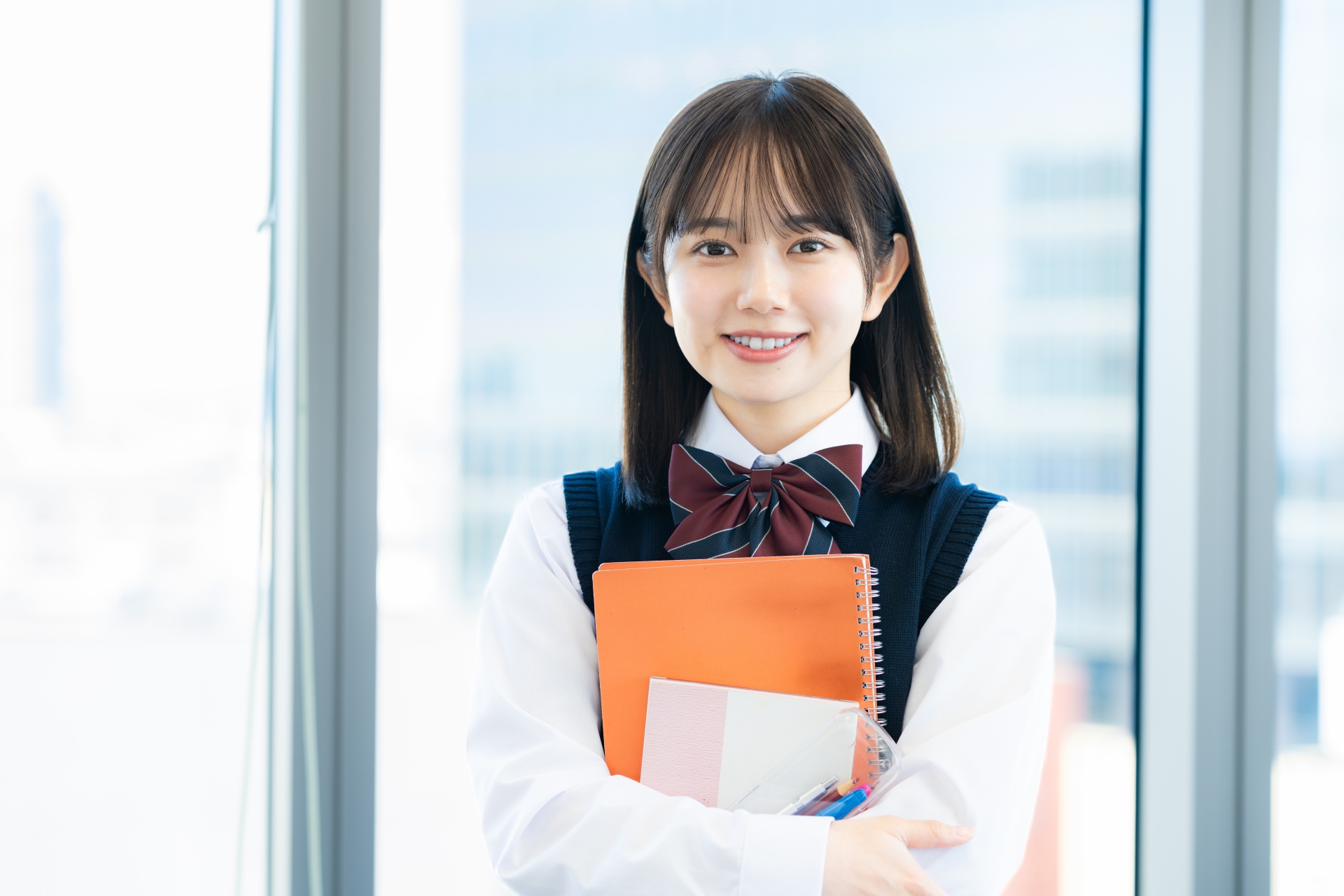 笑顔の女子高校生